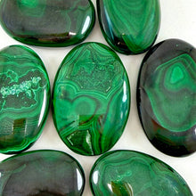Malachite Palm Stones: 43-50mm