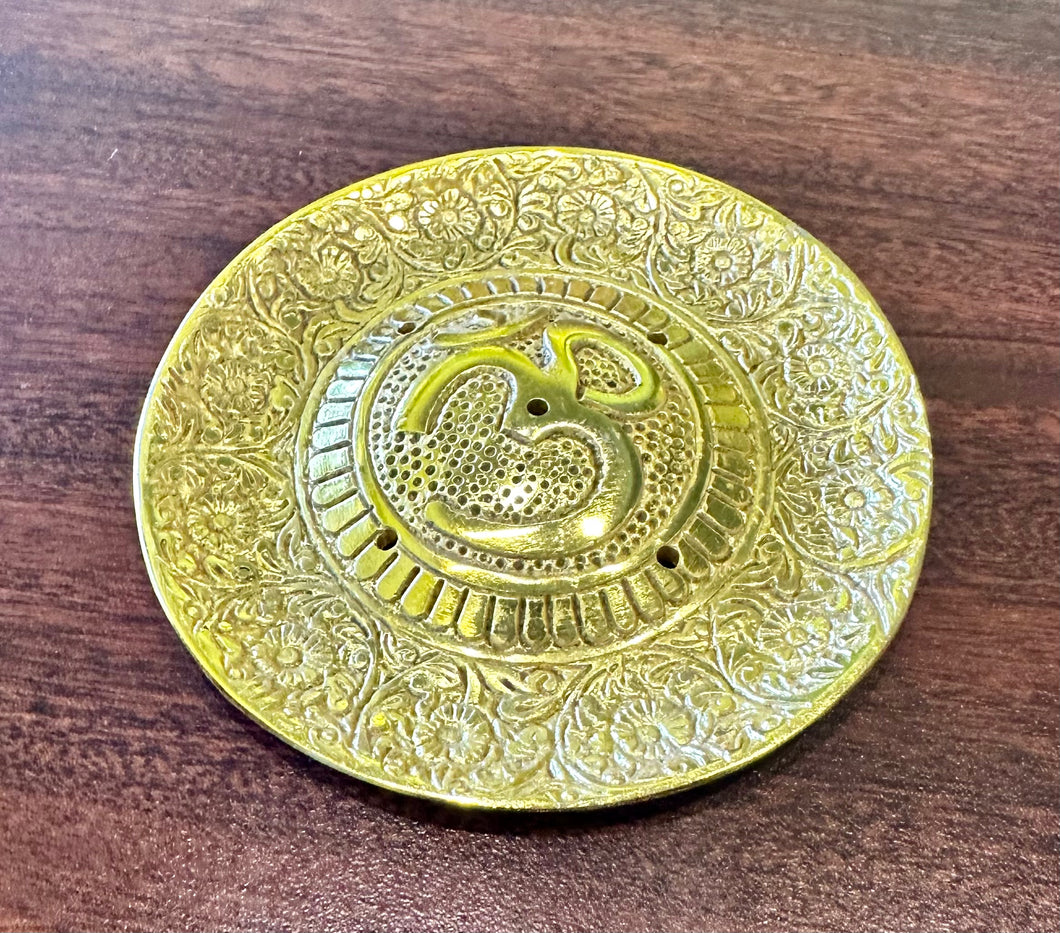 Gold tone Om plate burner