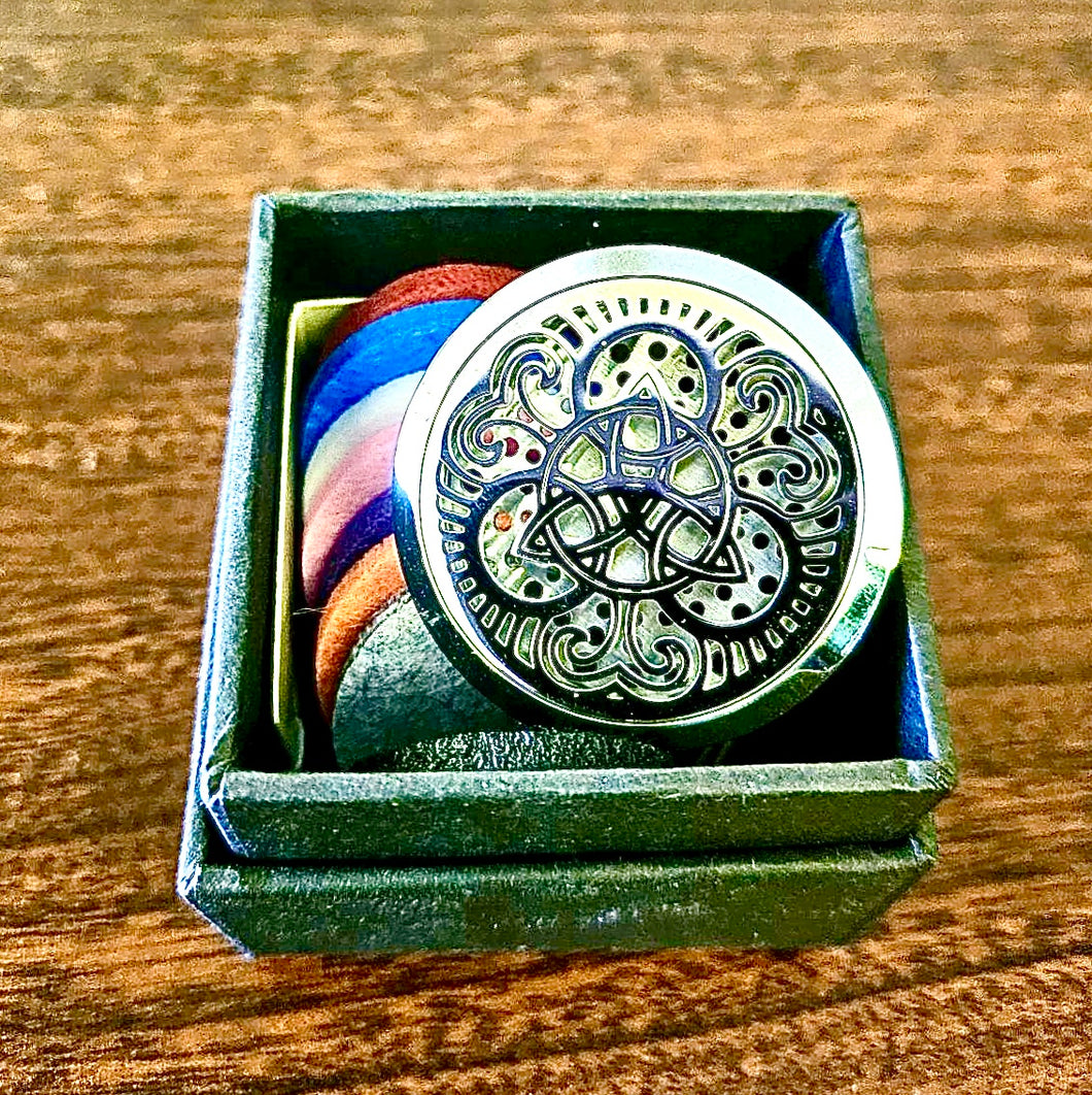 Celtic knot car diffuser