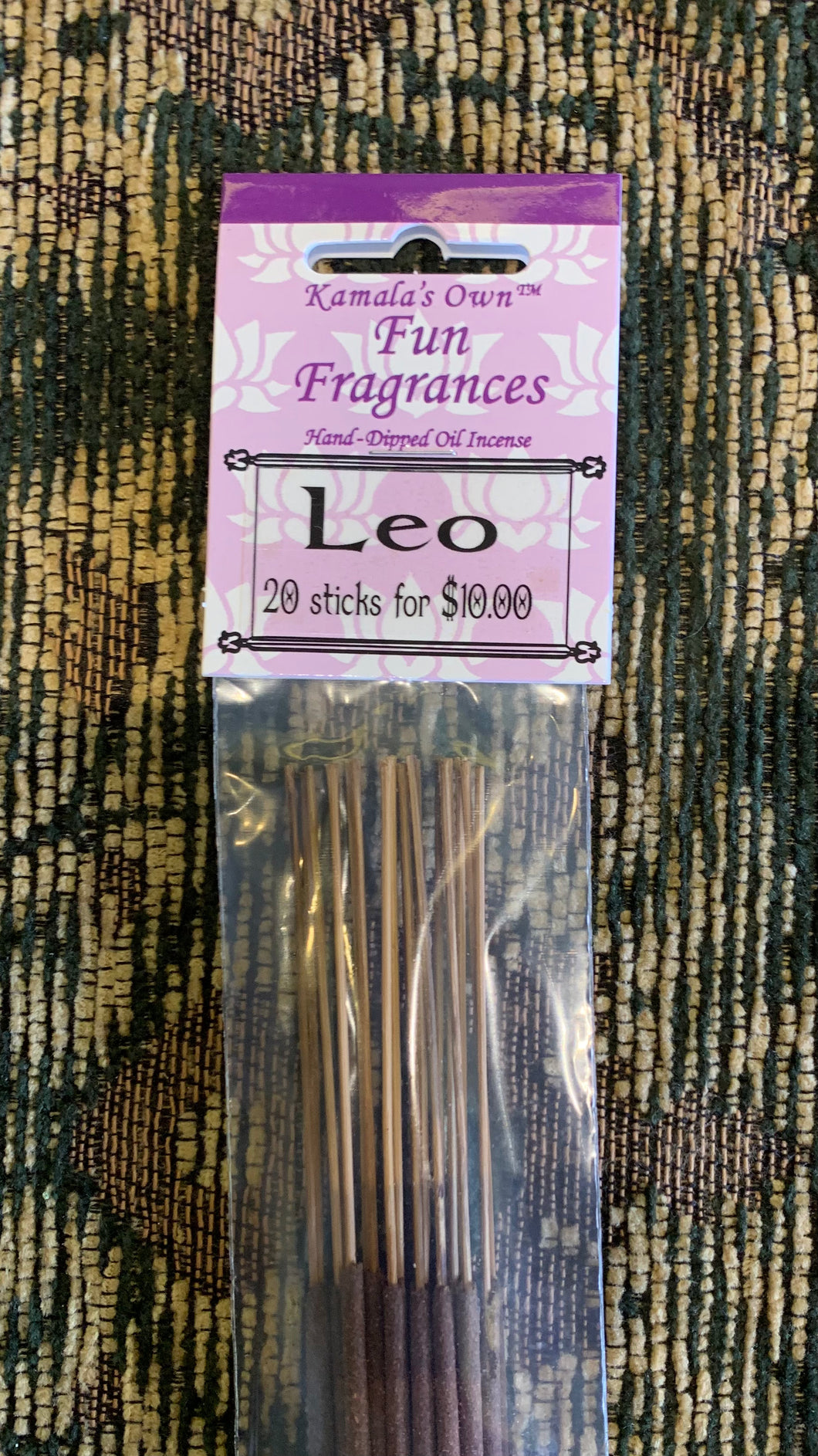 Leo sticks